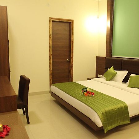 Hotel Golden Fern Patiāla Εξωτερικό φωτογραφία