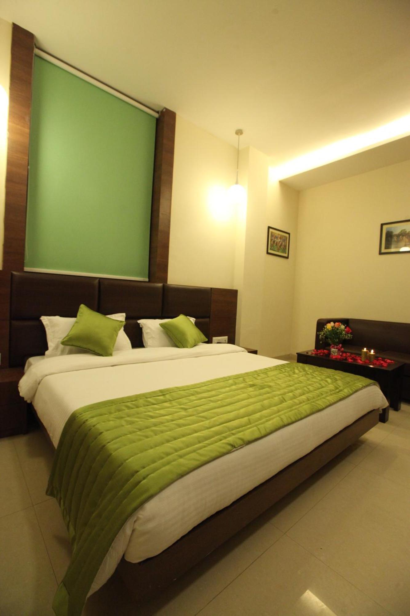 Hotel Golden Fern Patiāla Εξωτερικό φωτογραφία